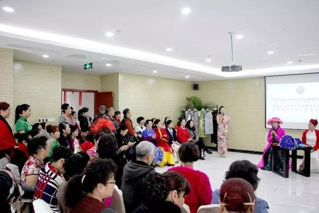 大美旗袍傳統(tǒng)文化旗袍行走藝術特色國際交流活動